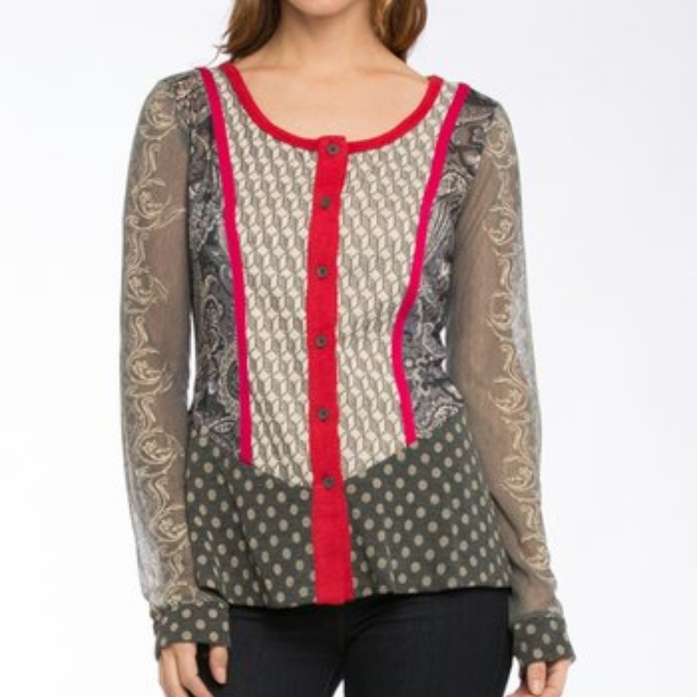 NWOT multimedia blouse